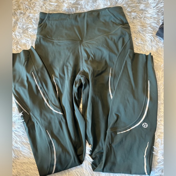 lululemon athletica Pants - Base Pace Reflective Tight 25"